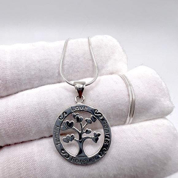 .925 Sterling Family Hearts Love Forever Necklace - Picture 7 of 16